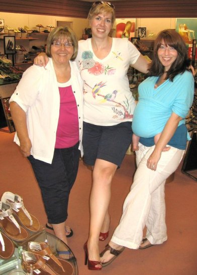 261450_10150227517137637_6206754_n